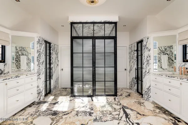 $15,995,000 | 44 Khakum Wood Road, Greenwich, CT 06831