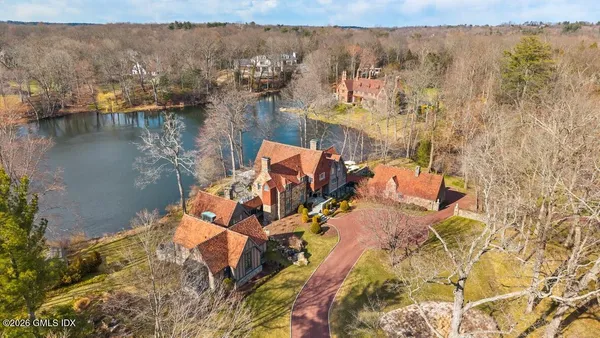 $15,995,000 | 44 Khakum Wood Road, Greenwich, CT 06831