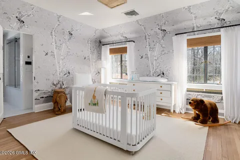 $15,995,000 | 44 Khakum Wood Road, Greenwich, CT 06831