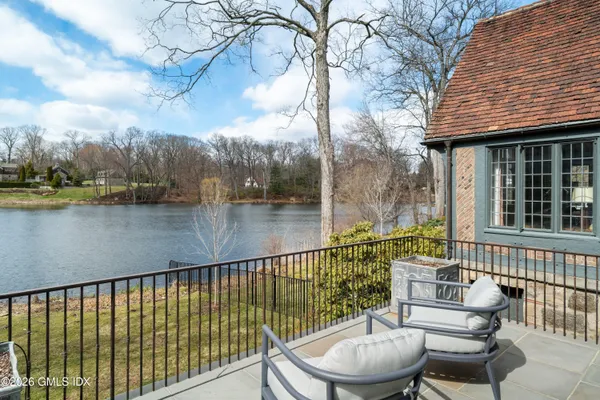 $15,995,000 | 44 Khakum Wood Road, Greenwich, CT 06831