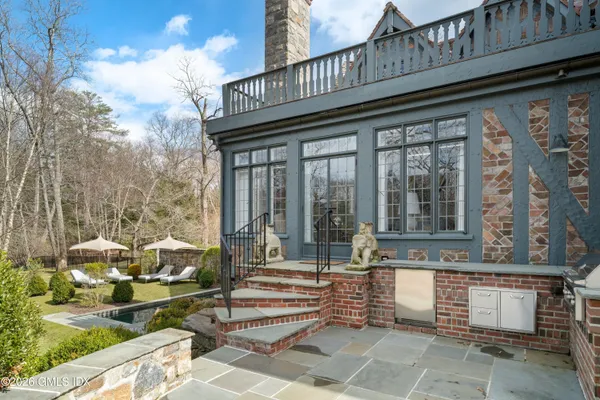 $15,995,000 | 44 Khakum Wood Road, Greenwich, CT 06831