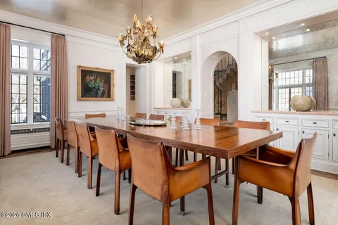 $15,995,000 | 44 Khakum Wood Road, Greenwich, CT 06831
