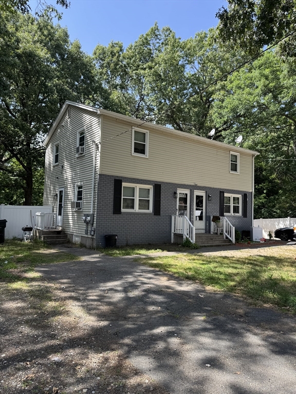 524 Goodwin Street Springfield, MA 01151 - Photo 1 of 16