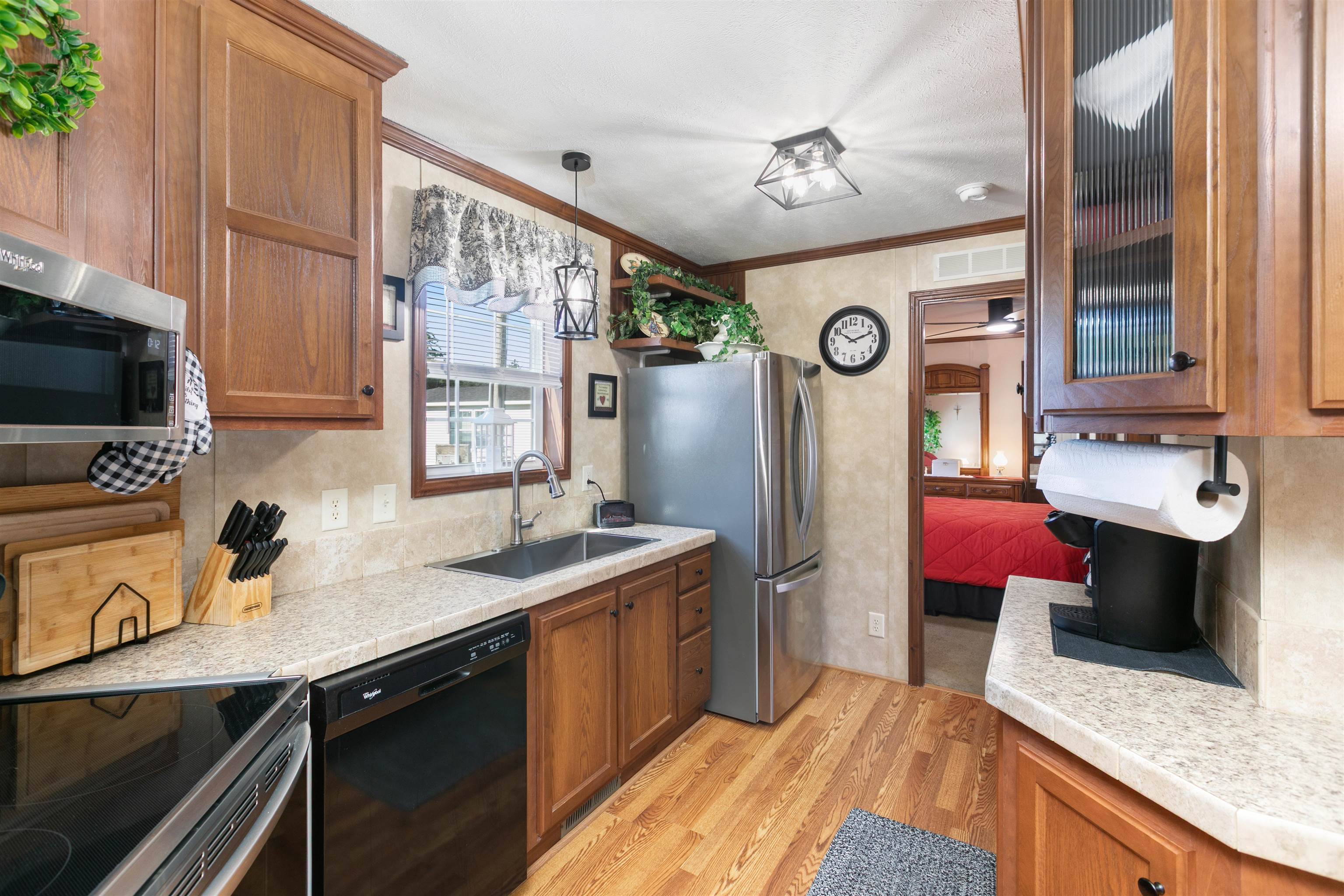 29 Lowell Road, Unit 18 Salem, NH 03079 - Photo 12 of 25