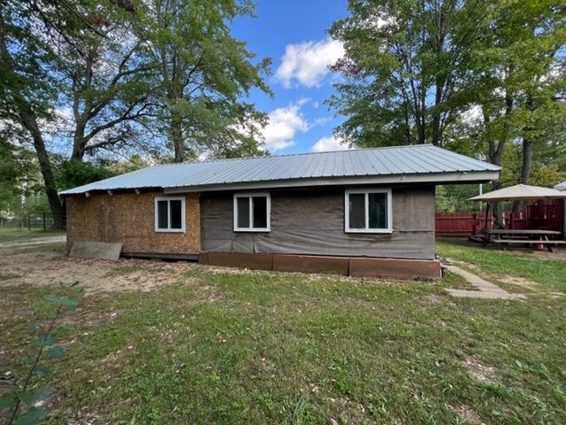 3688 South 49 Road Cadillac, MI 49601 - Photo 1 of 19