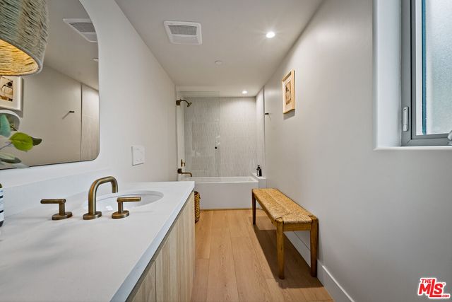 $15,950 | 755 North Alfred Street, Unit C, Los Angeles, CA 90069