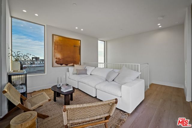 $15,950 | 755 North Alfred Street, Unit C, Los Angeles, CA 90069