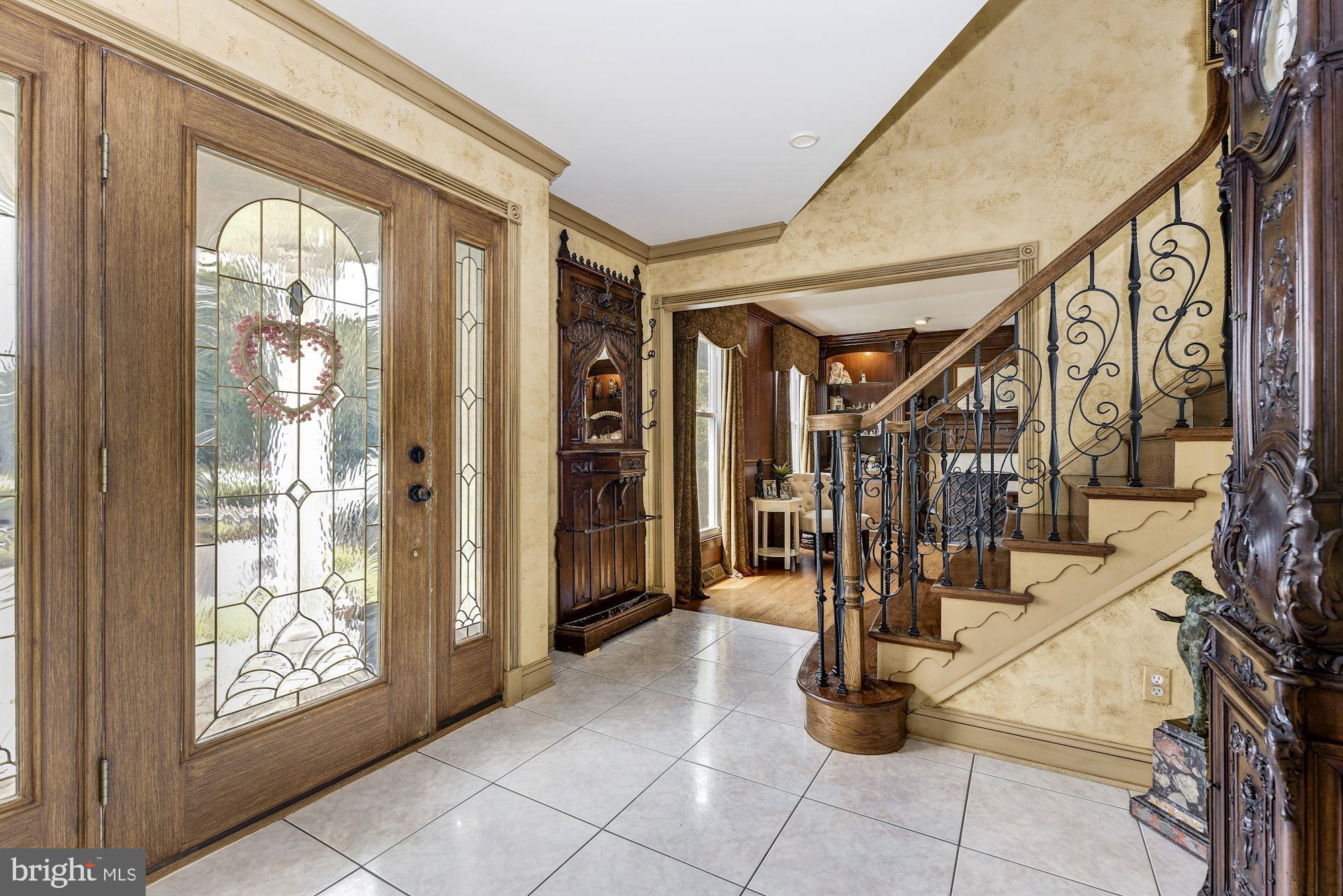739 Hartford Road Moorestown, NJ 08057 - Photo 4 of 35