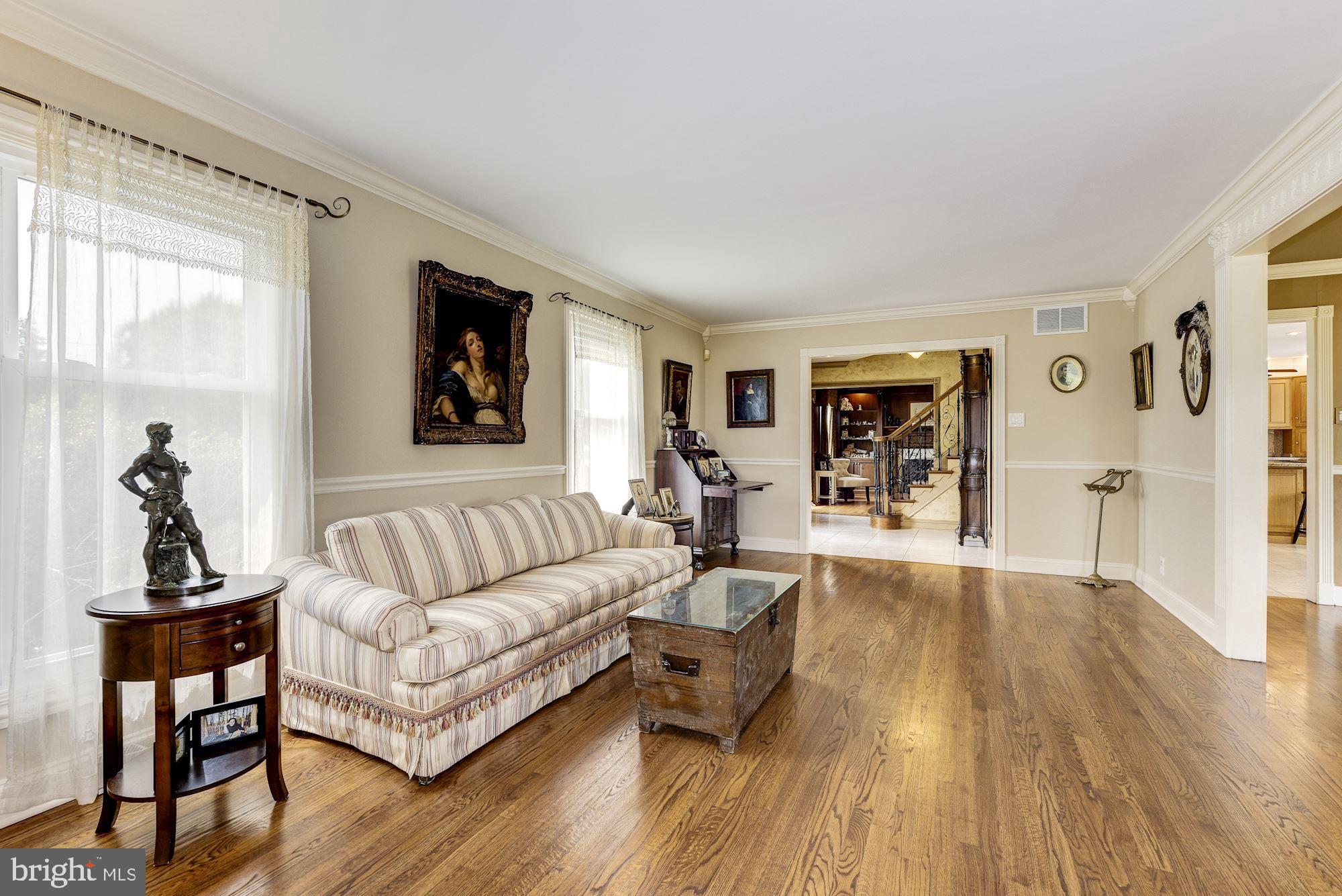 739 Hartford Road Moorestown, NJ 08057 - Photo 7 of 35