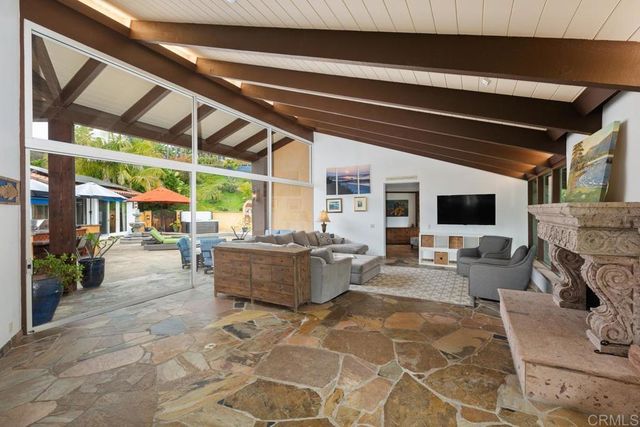 $2,465,000 | 7144 Almaden Lane, Carlsbad, CA 92009