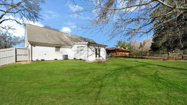 $215,000 | 2800 Spring Hill Drive, Memphis, TN 38127