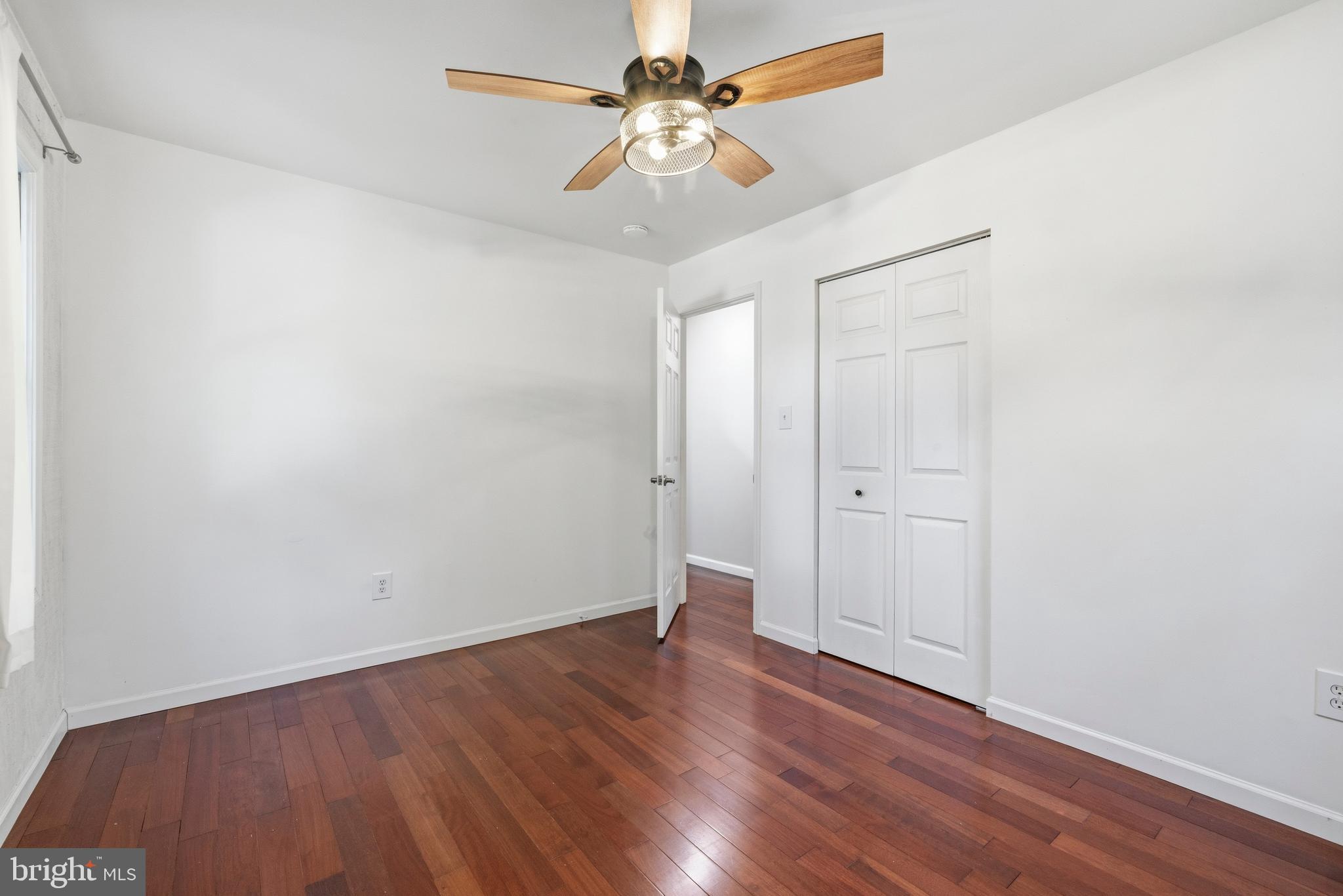 301 Wicomico Road Stevensville, MD 21666 - Photo 12 of 38 Primary bedroom