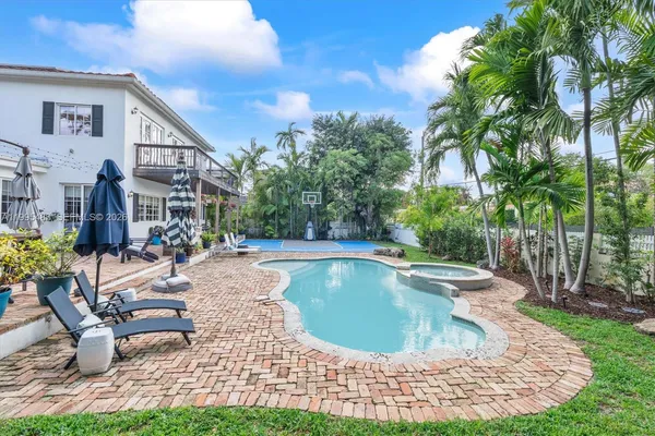 $16,000 | 9636 Northeast 5th Avenue Road, Miami Shores, FL 33138