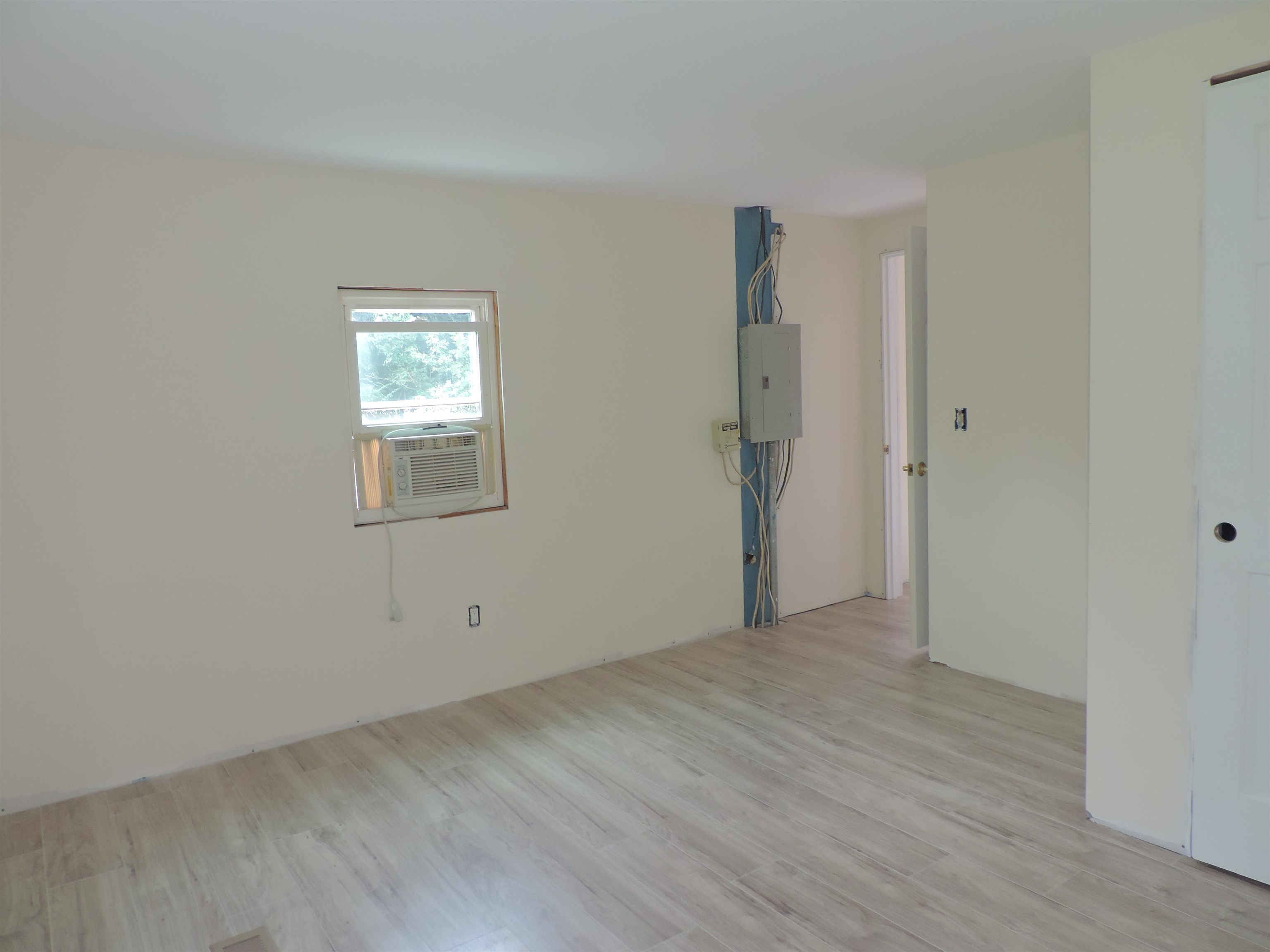 10 Allen Street Sandown, NH 03873 - Photo 18 of 28