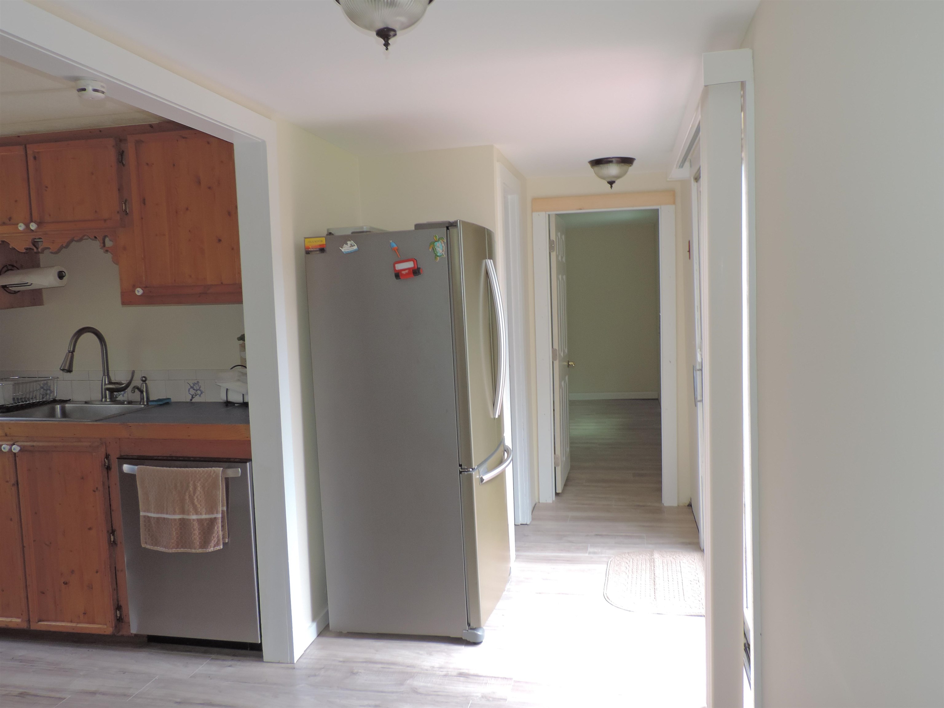 10 Allen Street Sandown, NH 03873 - Photo 7 of 28
