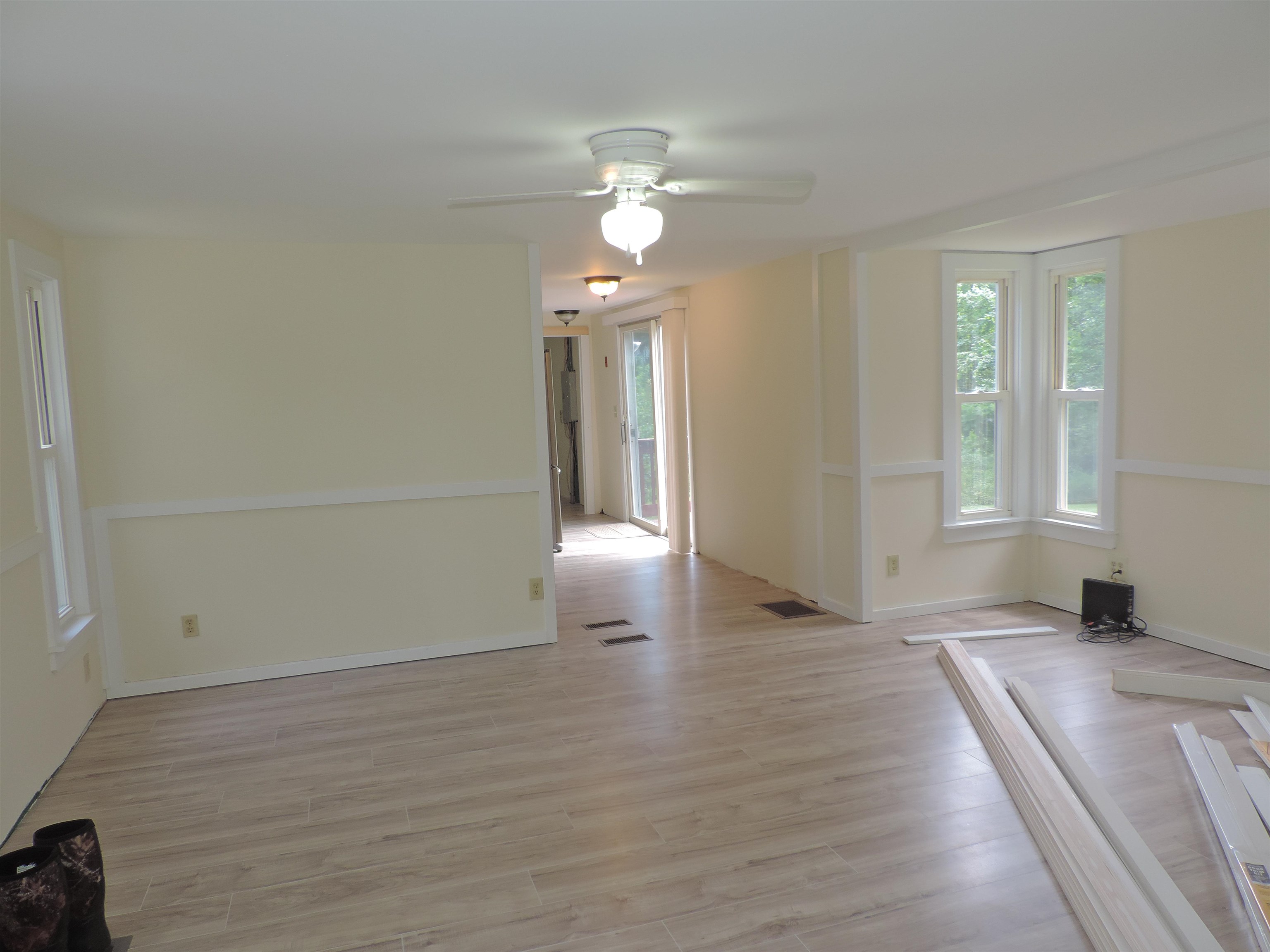 10 Allen Street Sandown, NH 03873 - Photo 10 of 28