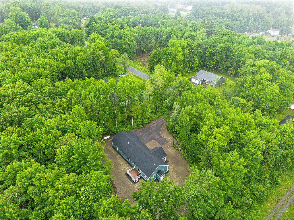 49 Lindsay Way Sidney, ME 04330 - Photo 60 of 62 1000014852