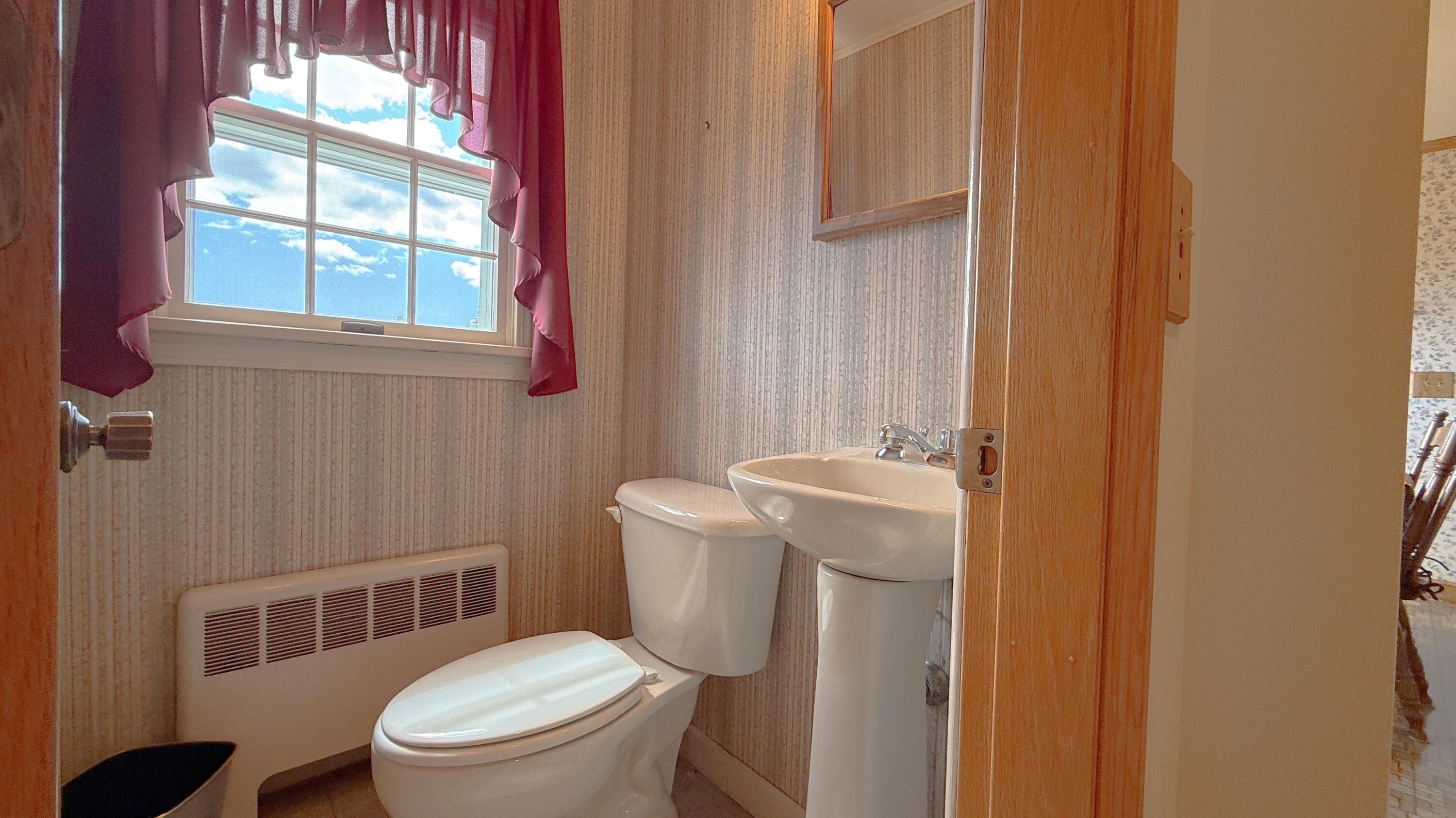 812 County Road Lubec, ME 04652 - Photo 15 of 39 HalfBath