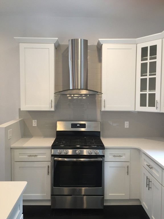 6 Glenview Road Sharon, MA 02067 - Photo 8 of 26 Gallery Image 8