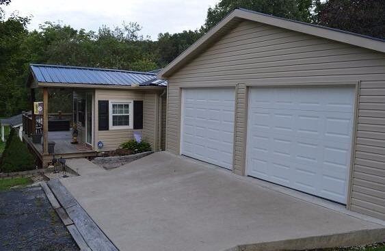 5356 Pine Ridge Road Winchester, KY 40391 - Photo 27 of 30 Lisa Garage