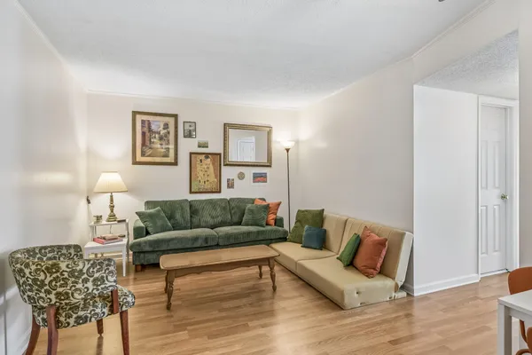 $289,900 | 2325 Elliston Place, Unit 401, Nashville, TN 37203