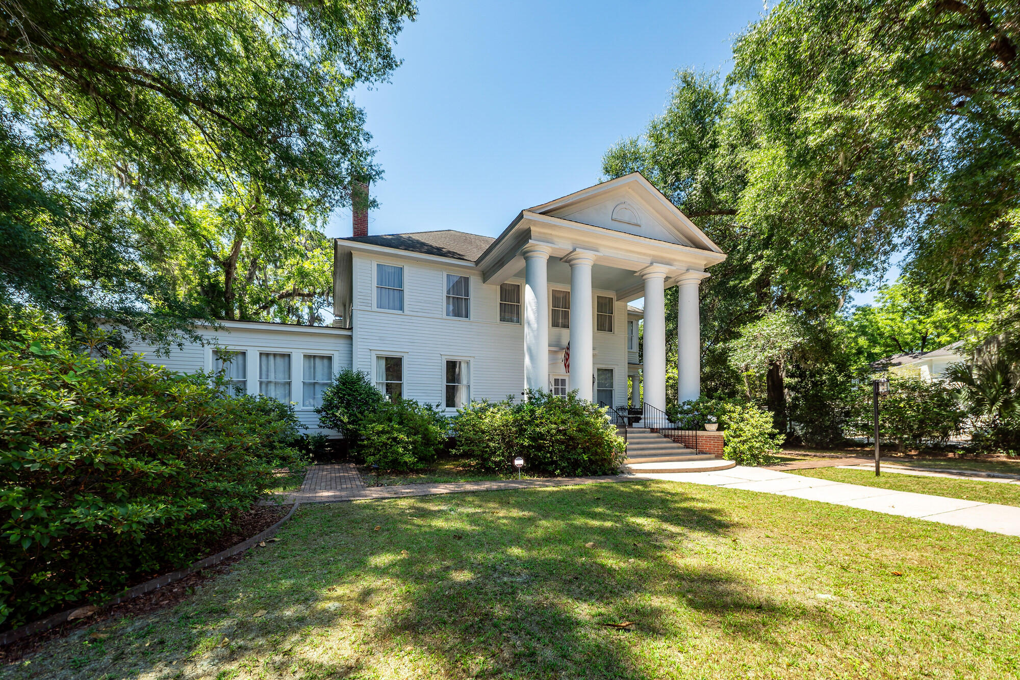 458 Hampton Street Walterboro, SC 29488 - Photo 2 of 90 147