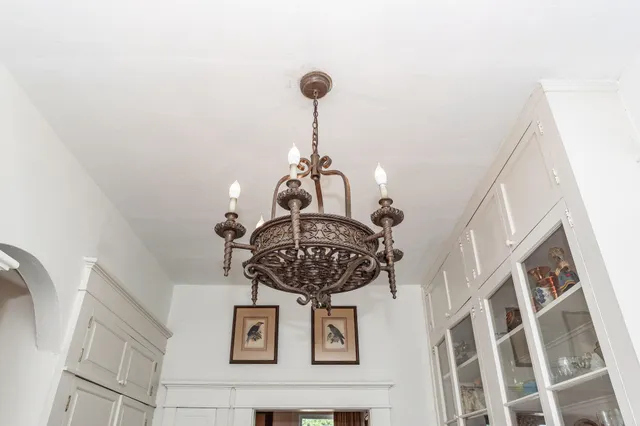 $899,000 | 458 Hampton Street, Walterboro, SC 29488