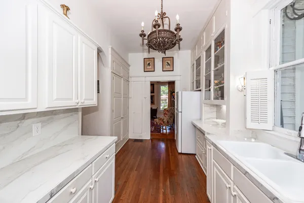 $899,000 | 458 Hampton Street, Walterboro, SC 29488