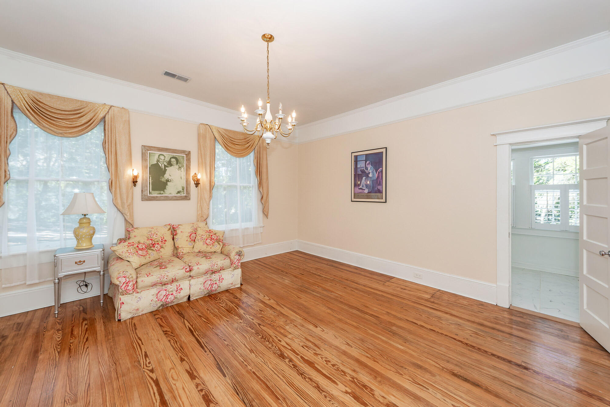 458 Hampton Street Walterboro, SC 29488 - Photo 43 of 90 73