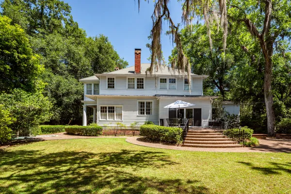 $899,000 | 458 Hampton Street, Walterboro, SC 29488