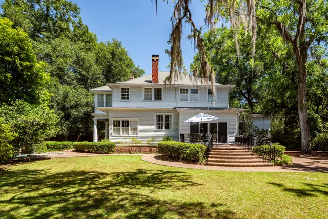 $899,000 | 458 Hampton Street, Walterboro, SC 29488