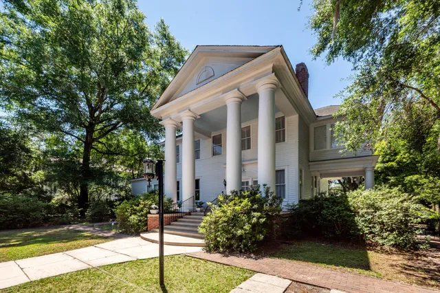 $899,000 | 458 Hampton Street, Walterboro, SC 29488