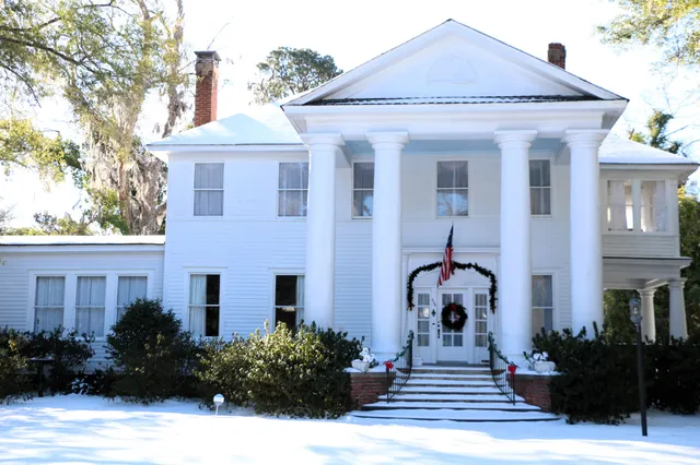 $899,000 | 458 Hampton Street, Walterboro, SC 29488