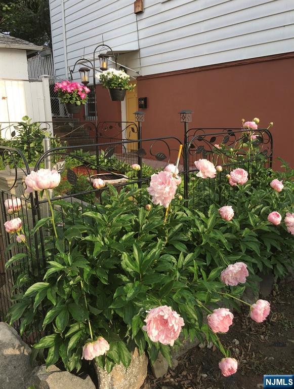 7810 3rd Avenue North Bergen, NJ 07047 - Photo 13 of 13 a front view of a house