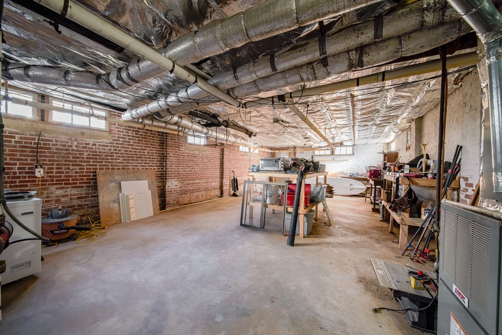 410 3rd Street Manchester, GA 31816 - Photo 44 of 45 a view of a room with gym equipment