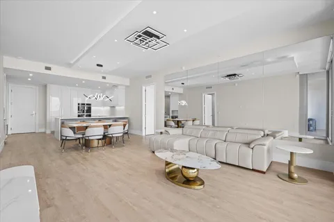 $1,495,000 | 220 Lake Shore Drive, Unit 917, Lake Park, FL 33403