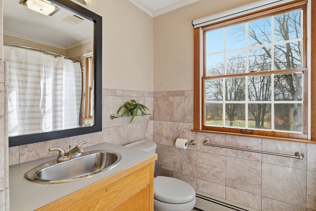 107 Front Street Leeds, MA 01053 - Photo 27 of 41 Gallery Image 27