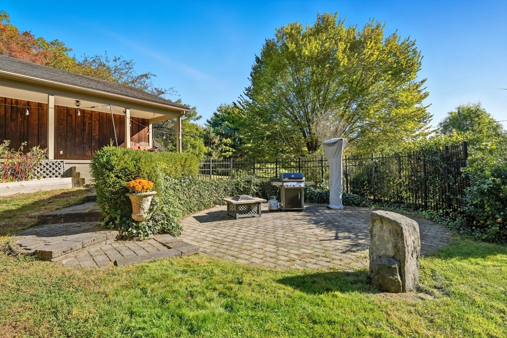 107 Front Street Leeds, MA 01053 - Photo 29 of 41 Gallery Image 29