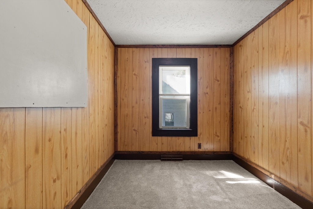 16 Moon Road Lynn, MA 01904 - Photo 16 of 23 Gallery Image 16