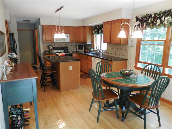 57 Penrose Street West Springfield, MA 01089 - Photo 7 of 30 Gallery Image 7