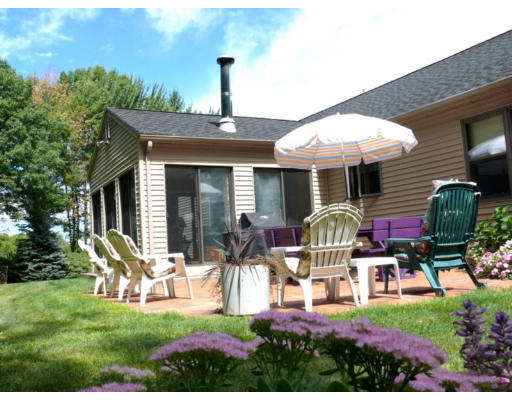 226 B Sterling Road Princeton, MA 01541 - Photo 10 of 18 Gallery Image 10