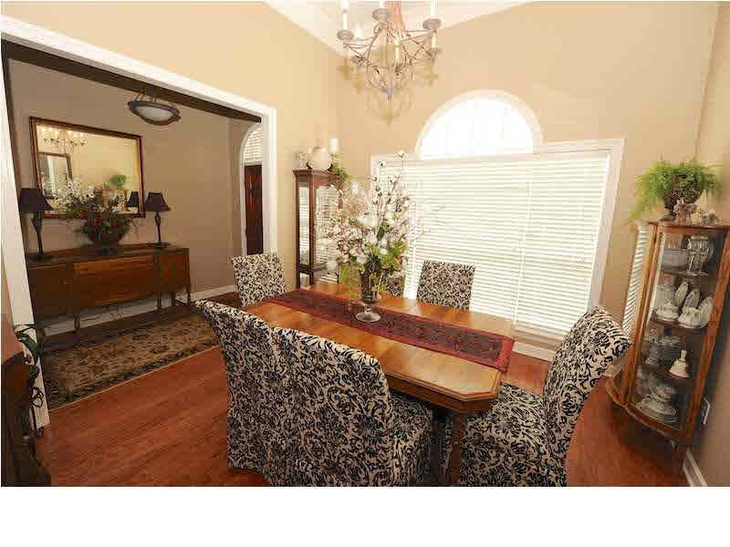 358 Pinewood Lane Ridgeland, MS 39157 - Photo 3 of 28 Dining Room