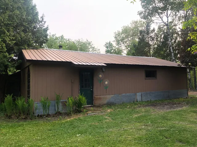 $279,900 | 9774 Wien Road, Cook, MN 55723