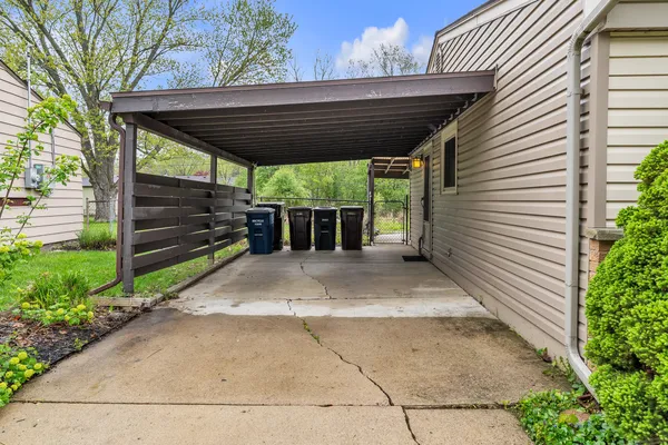 $325,000 | 2529 Hampshire Road, Ann Arbor, MI 48104