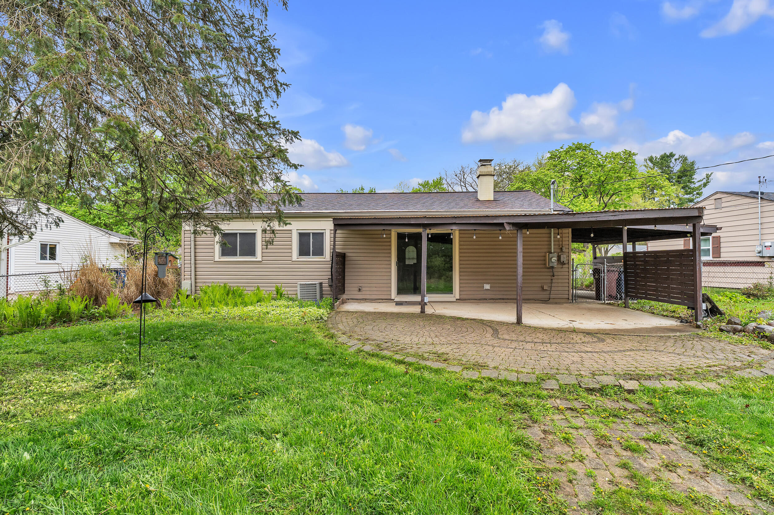 Undisclosed Address Ann Arbor, MI 48104 - Photo 39 of 50 hampshire-38