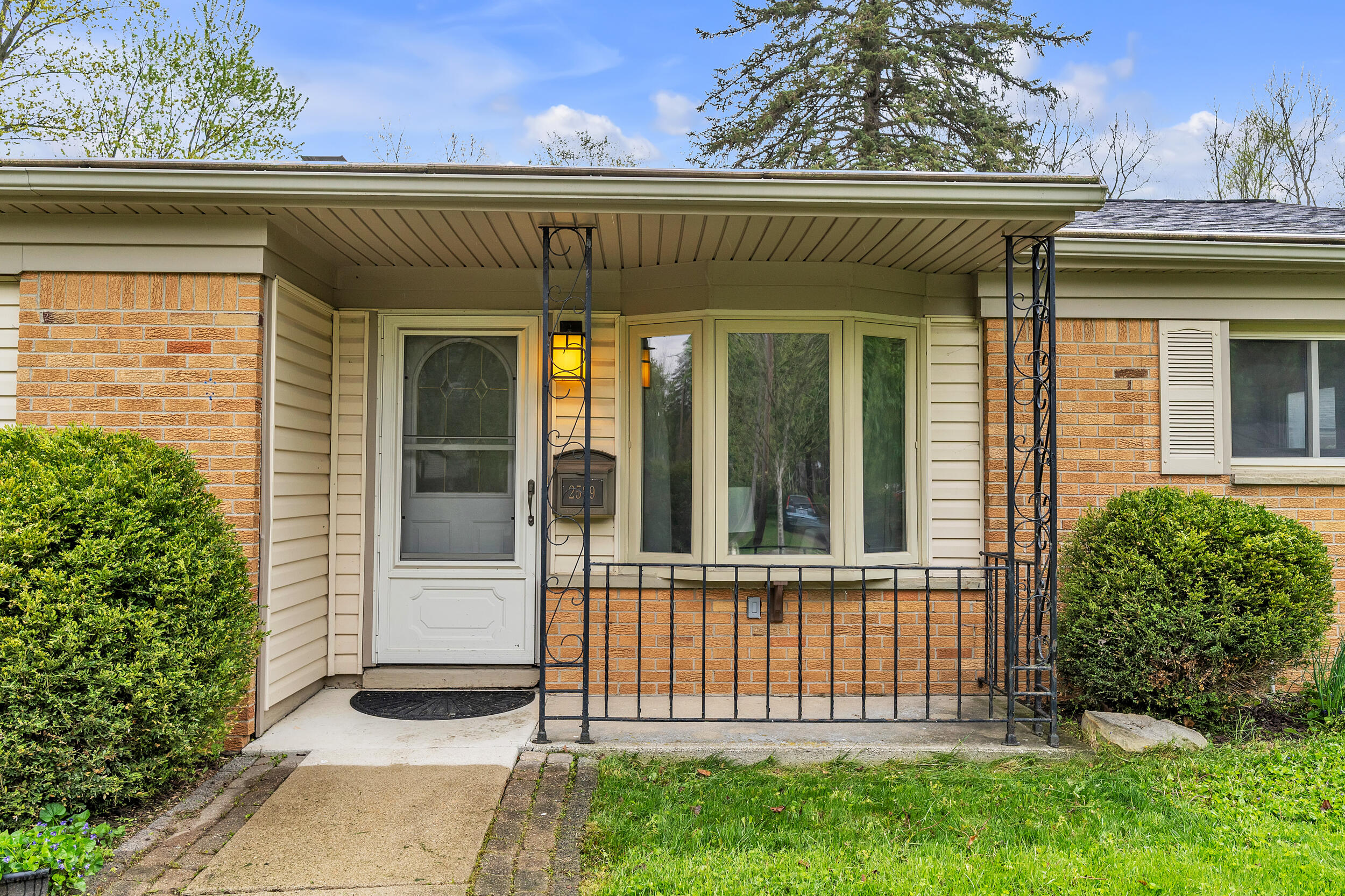 Undisclosed Address Ann Arbor, MI 48104 - Photo 5 of 50 hampshire-5