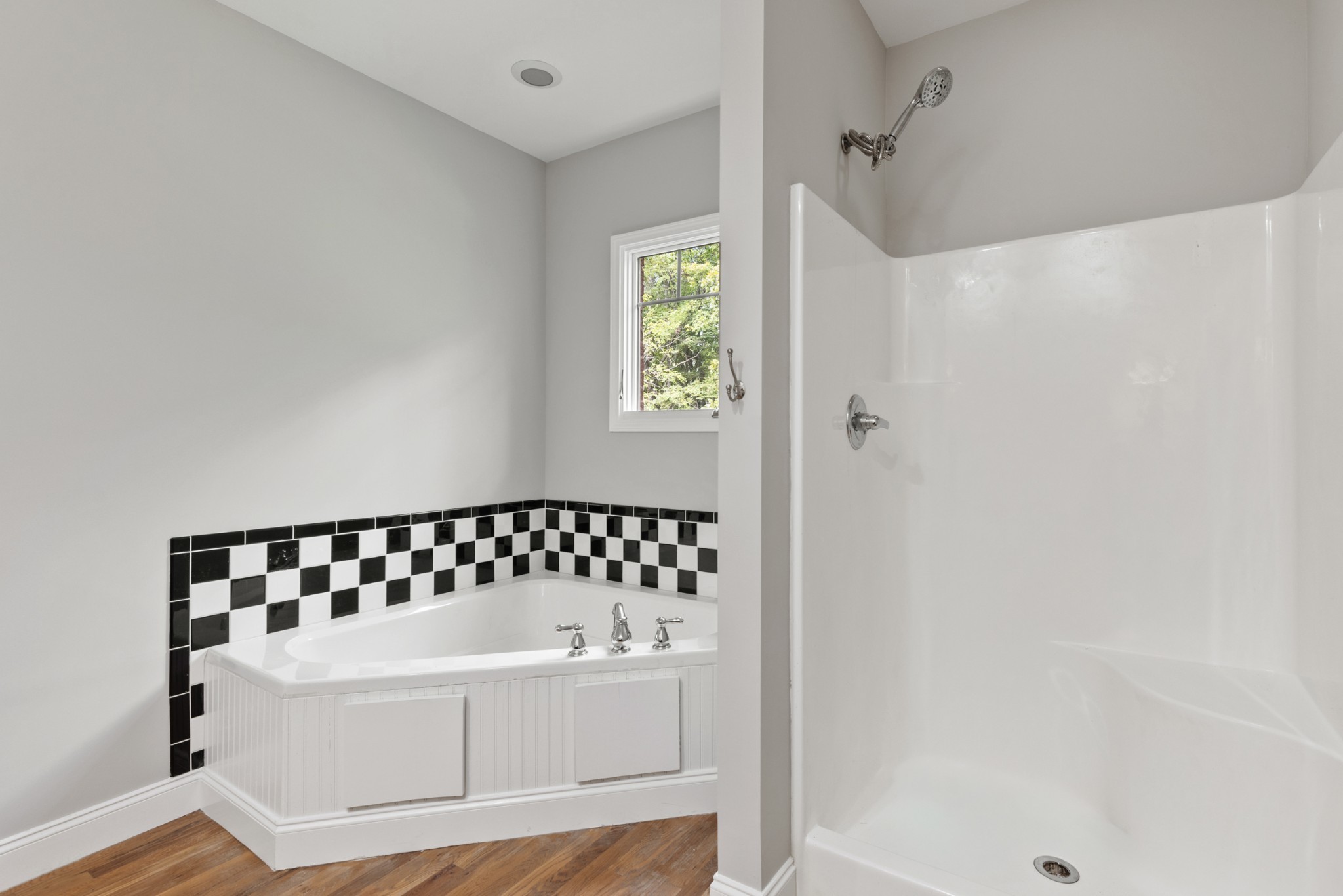 2294 Daniels Road Greenbrier, TN 37073 - Photo 31 of 52 a white bath tub sitting next to a white cabinet