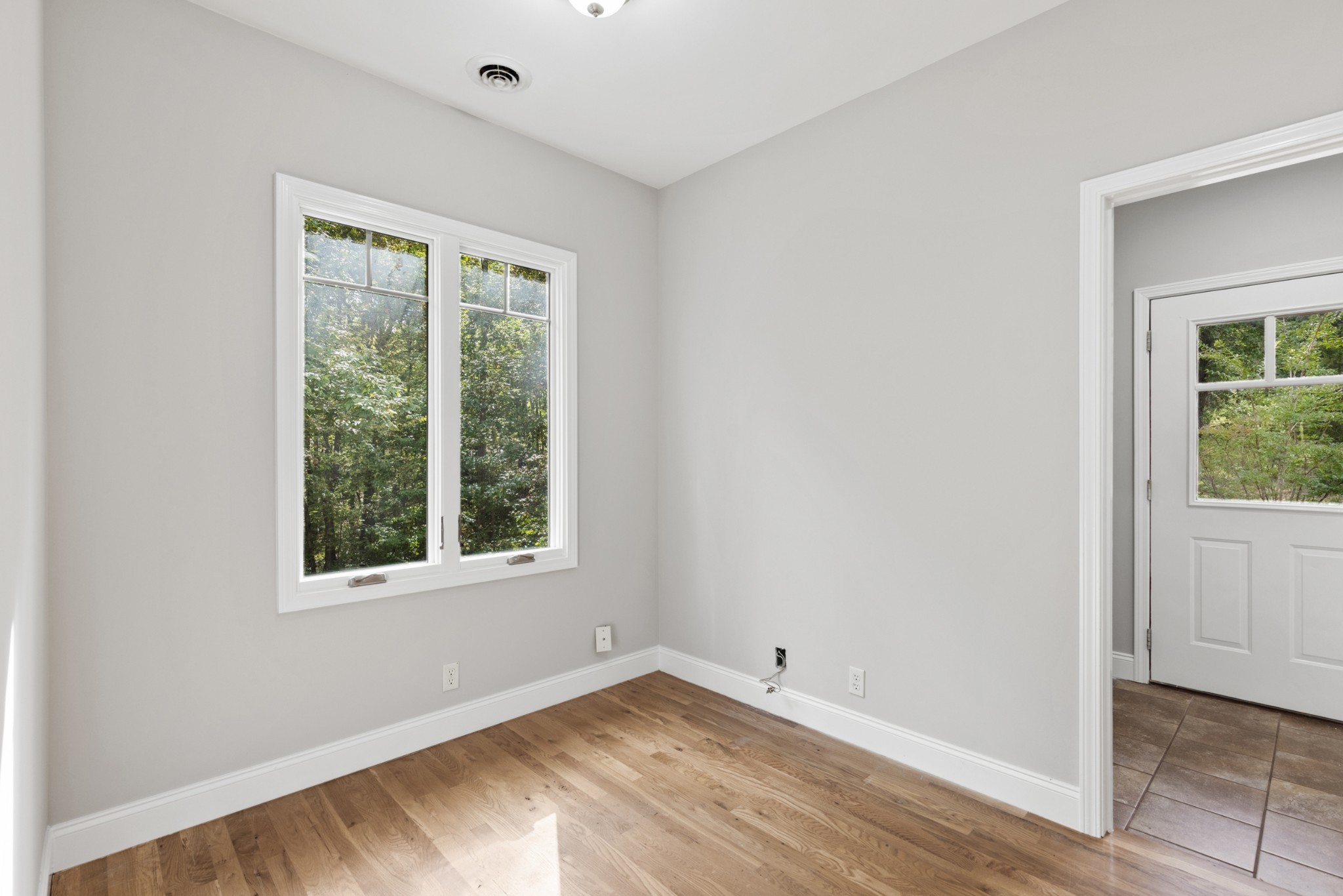 2294 Daniels Road Greenbrier, TN 37073 - Photo 35 of 52 a view of empty room with window