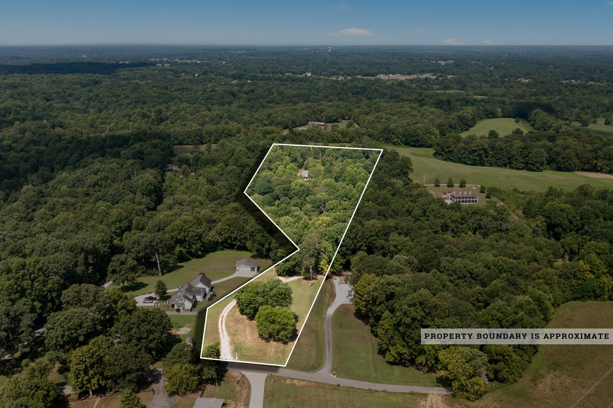 2294 Daniels Road Greenbrier, TN 37073 - Photo 51 of 52 an aerial view of a house having yard