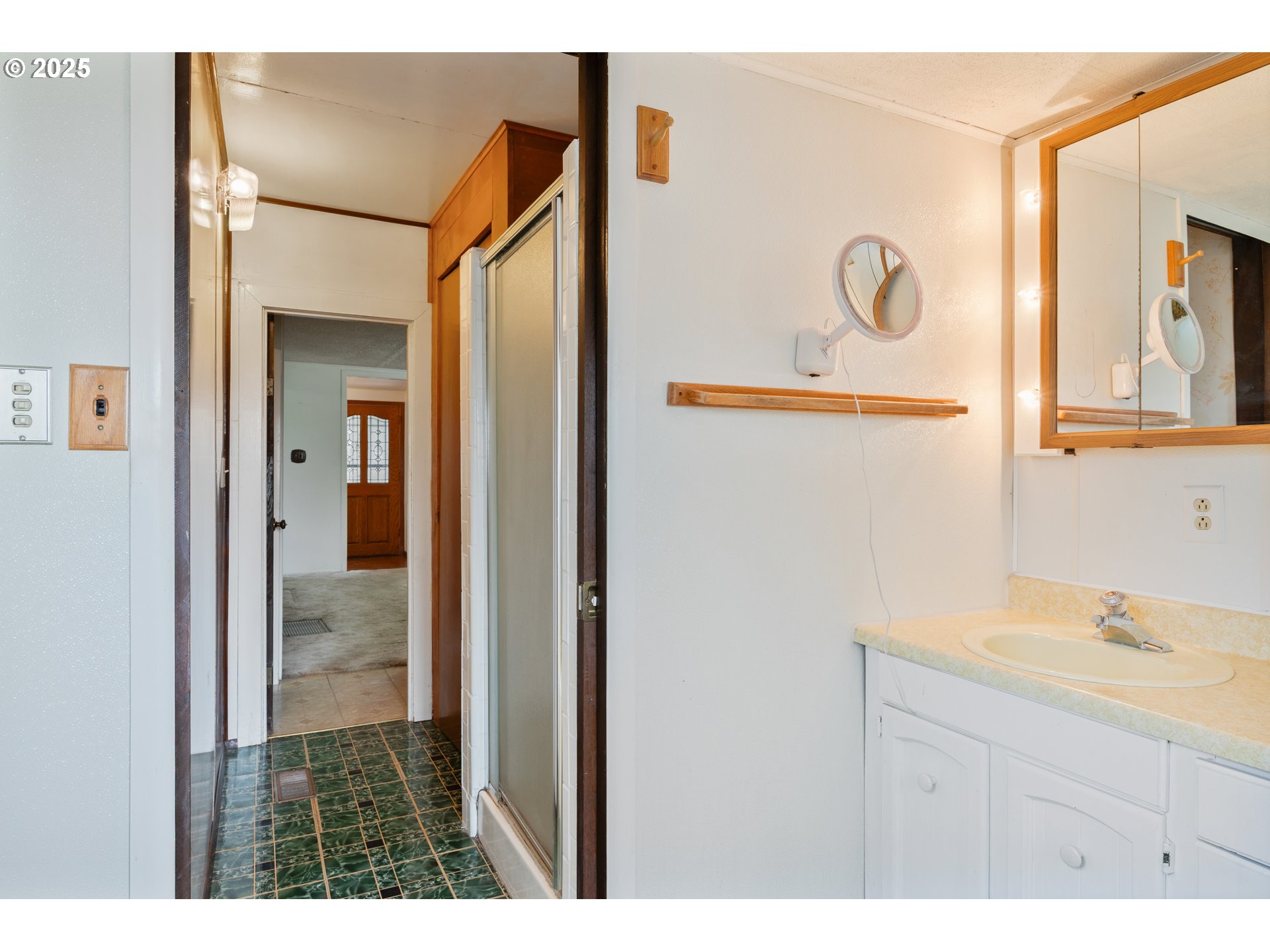 3721 Columbia Heights Road Longview, WA 98632 - Photo 19 of 42